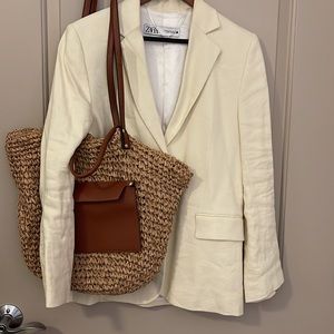 Primark straw bag with zipper and outside purse.